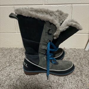 Sorel Black and Gray Boots with Blue Accents